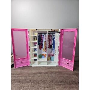 Barbie Fashionistas Ultimate Closet Pink Doll Carrying Case Mattel GBK11 2018